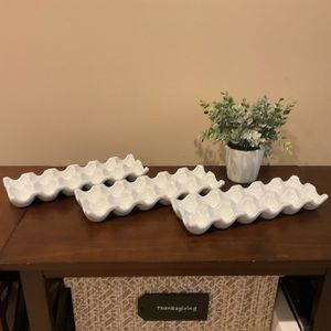 White Ceramic Egg Tray 🥚